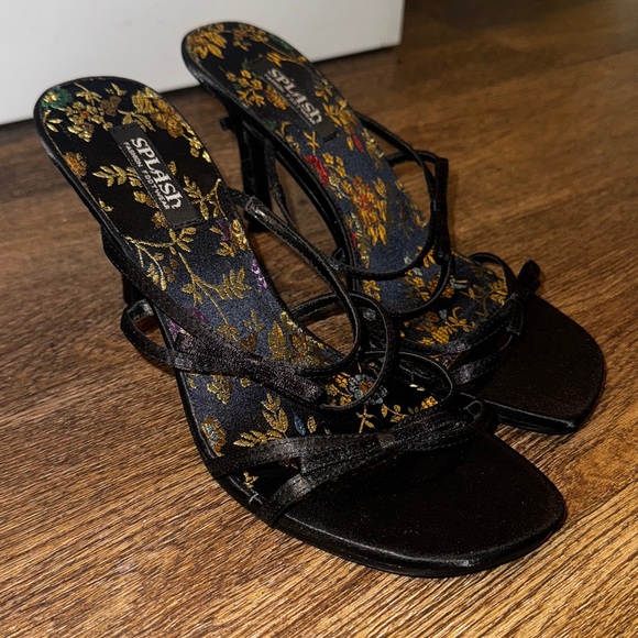 Women’s splash Y2K Black bows Chinese’s design insole slip on Bow Heels Size 7.5 - Picture 1 of 10